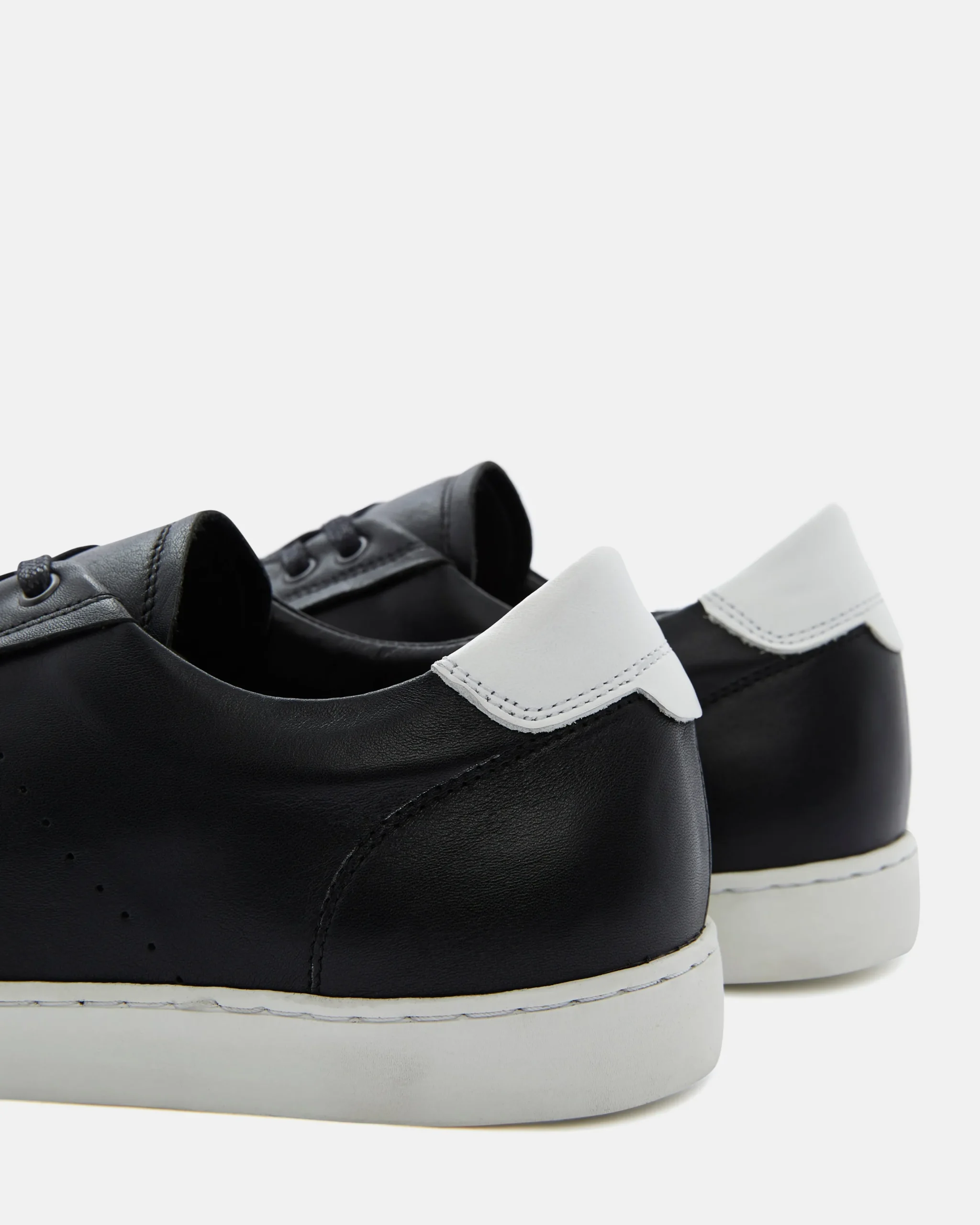 TENNIS CAZITIUM NOIR